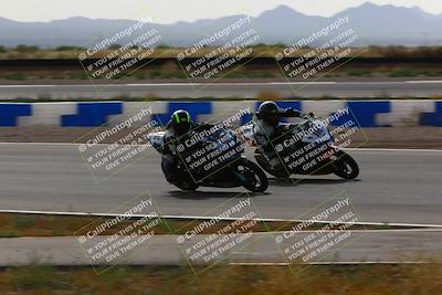 media/Apr-30-2023-CRA (Sun) [[020fcf5d43]]/Race 14-400 Expert-Amateur Superbike/